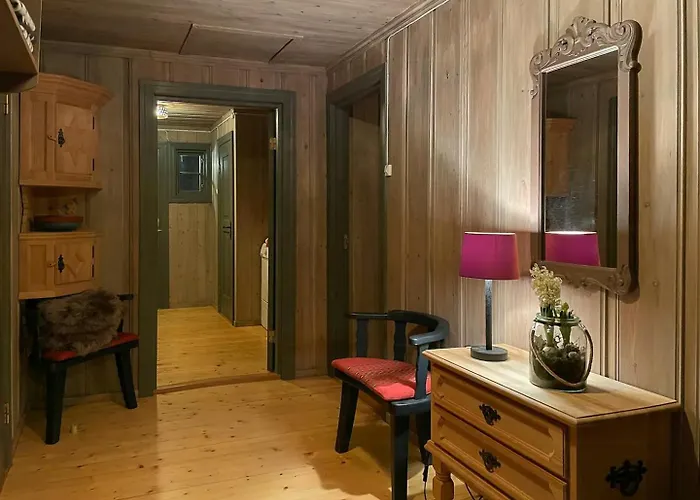 Vakantiehuis With Panoramic View At Vaset