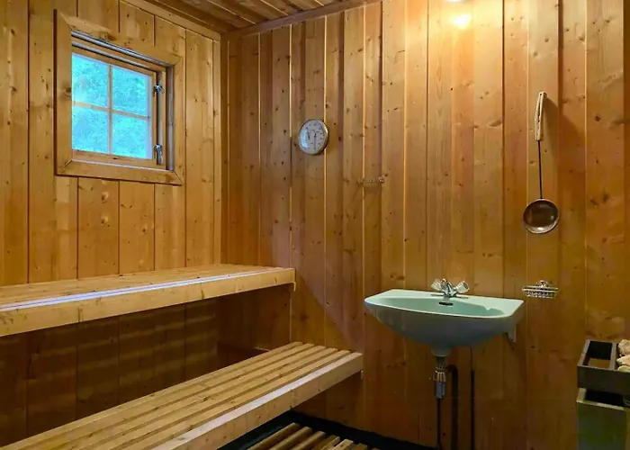 With Panoramic View At Vaset Semesterbostad Ron